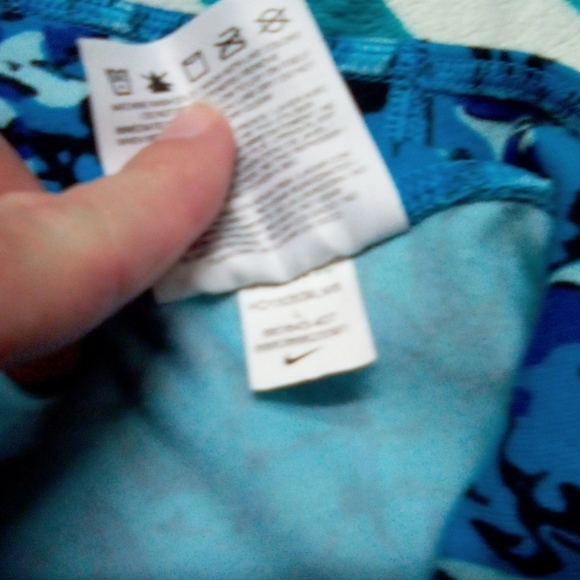 Nike Dri-FIT - Picture 6 of 8